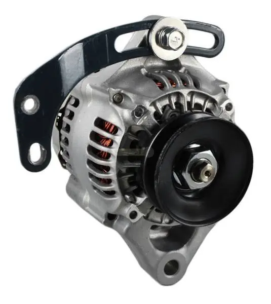 Bestpreis 1x Lichtmaschine 40A Neu OE Denso 100211-4730 für Bobcat Ingersoll Rand Kubota